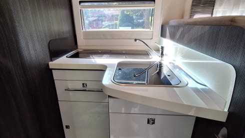 5p Benimar semi-integrated from 2017