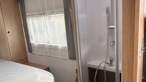 T690 – New Sunlight T690c semi-integrated camper 4 pers. Mj24