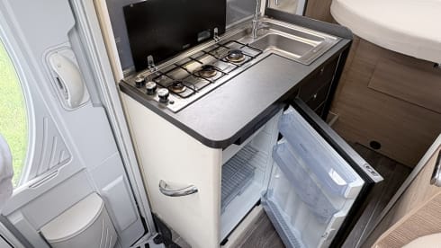 Camper Piano  Paul  🎹 – Nice Adria camper 2p