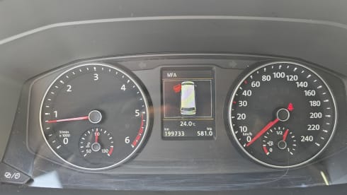 VW California – 2021 4-person Volkswagen campervan