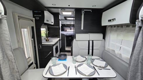 4p Fiat semi-integrated 