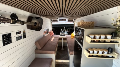 2p Volkswagen bus from 2012