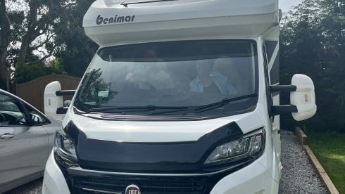 The memory maker  – Stilvolles Benimar Mileo mit 4 Schlafplätzen, kostenloses WLAN, flexible Abholung/Rückgabe