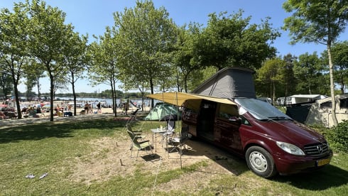 4p Mercedes-Benz campervan from 2005