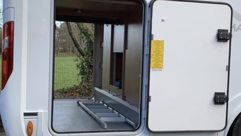 Adria Matrix 680 SL with length beds