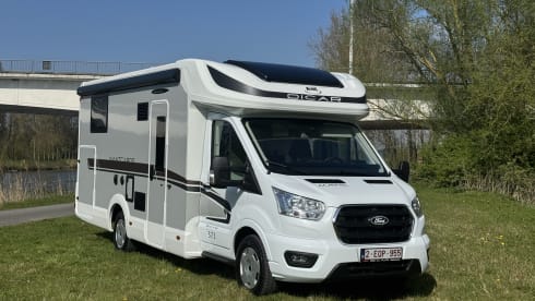 4p Ford semi-integrated uit 2025