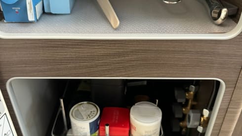 Mobilynn – Splinternieuwe McLouis Carat integraal 870 (4p)