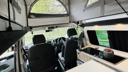 JETT  – VW T6.1 Highline Top Spec with California bed - INSURANCE INCLUDED