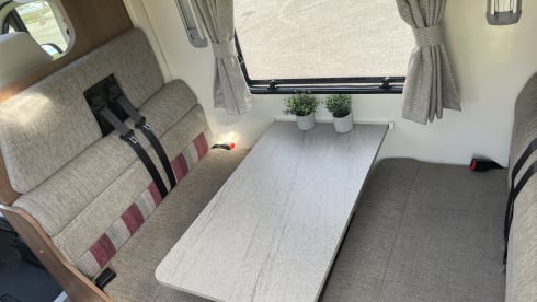 Peppa – Beautiful 6 berth Bailey Alliance 2019
