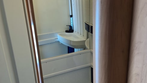 bart – 5p Hymer semi-integrated 