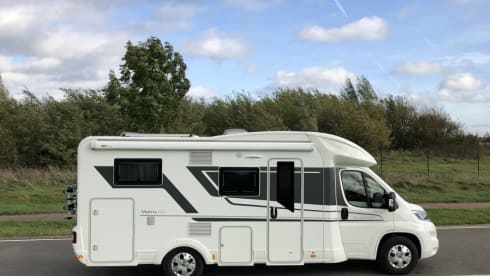 BONVOYAGE – 4p Adria Mobil semi-integrated from 2021