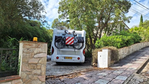 3p Knaus semi-integrated from 2006