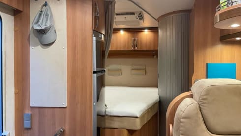 2p Hymer semi-integrated from 2021