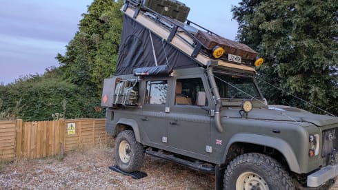 Land Rover Defender TD5 Pop-Top Overlander