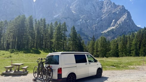 Off-grid & Buitenkeuken genieten., met deze luxe VW-T6