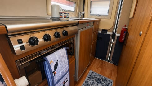 Puffin – Lernen Sie Atlas Cosy Campervan Adventures für zwei Personen kennen