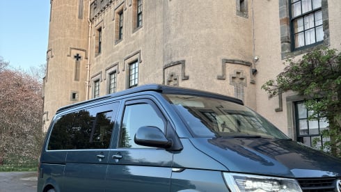 Green machine – Insurance included automatic gearbox Vw from Edinburgh airport 