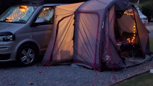 Kenny – 3 berth Volkswagen campervan from 2018