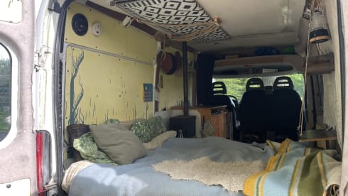 Citroen Jumper L2H2 with a stove!