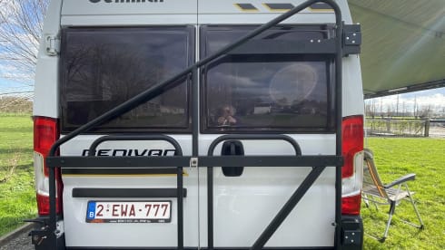 A'Laise – 2 volwassen+(1 kind)campervan 