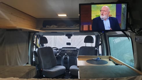 Vanny – 2p Ford campervan uit 2013
