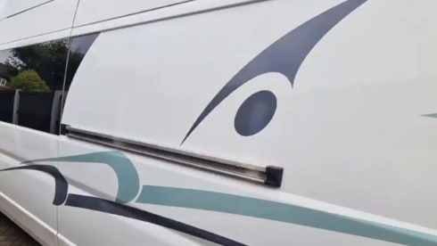 Gino Da Camper – 2 berth Peugeot campervan from 2017