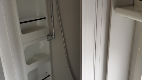 Alex – 5 STAR MIRAGE 7 PLACE ATTIC CAMPER