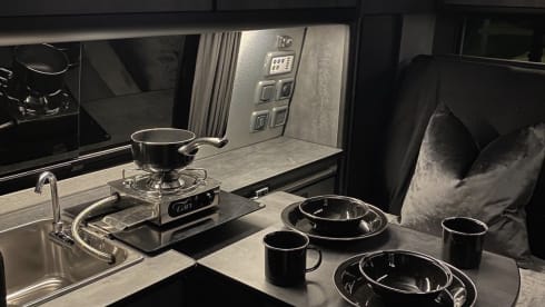 Archie – Luxury VW Campervan For Hire 