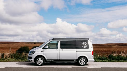 Duke – 4 berth Volkswagen campervan from 2015