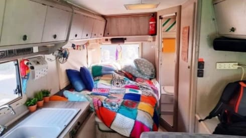 Spacious hip retro 4p Fiat Ducato 280 camper from 1990