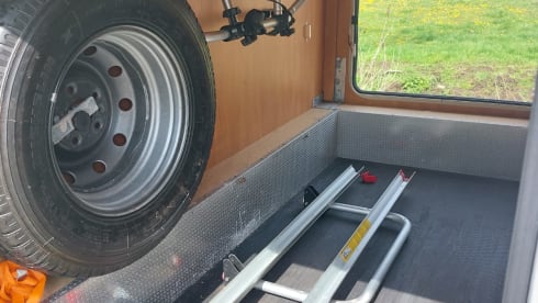 Hasselt  ( overijssel) – 4p Rapido integrated from 2004, Fiat ducato