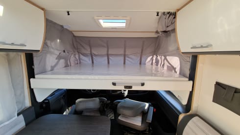 Sunlight i69L (B) adventure with automatic year 2022