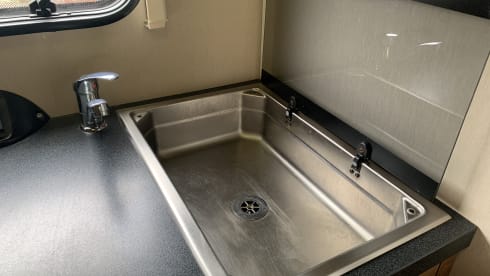 Tilly The Tardis – Winter Ready, Discounts for longer hires