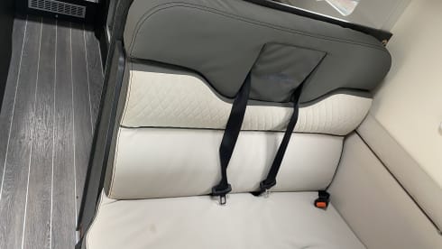 Fully equipped family camper from 2022