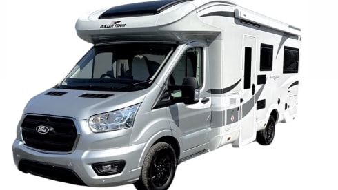 Angus – New 2025 6 Berth off-grid Motorhome