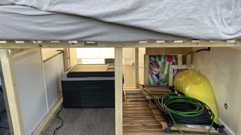Camperlance – Cozy two-person self-built camper (old ambulance)