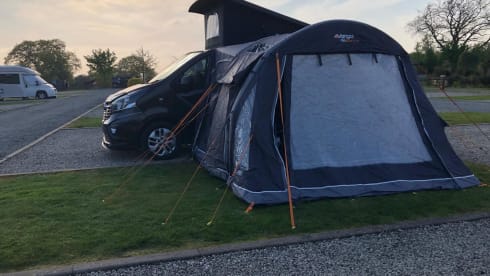 Roma – Superb 4 berth Vauxhall Vivaro campervan LWB