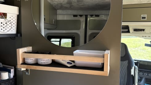 Adventure Van – 4pers. Volkswagen VW Crafter 2.0TDI - Custom Build 2026 - Full Electric 