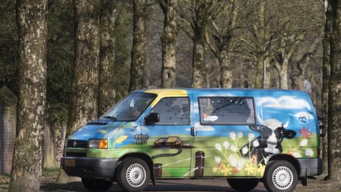 Holland – 2p Volkswagen campervan from 1998