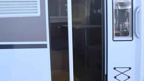 T447 editie – 4p Carado semi-integrated uit 2026