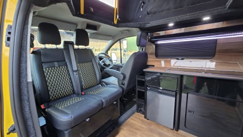 Yellow peril – Stunning new conversion 4 berth Ford Transit Custom campervan 