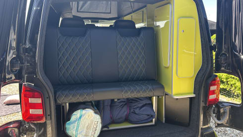 The Wasp – 4 berth Volkswagen campervan from 2019