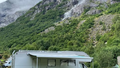 Spacious 6 person Rimor camper fully equipped.