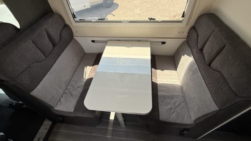 Voyager – 6 berth Roller Team alcove from 2025
