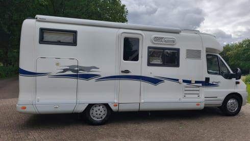 🦌🚎 – 🚐 Unique Laika with a powerful 2.8JTD engine and XXL garage