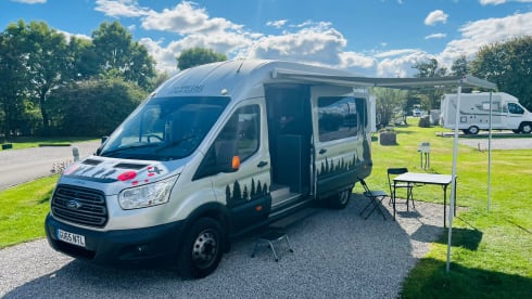 4p Luxury Campervan 