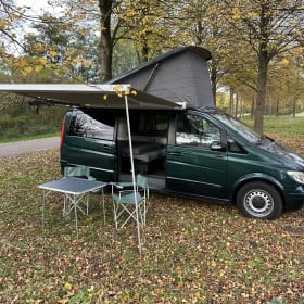 Mercedes-Benz Marco Polo 4 persons