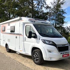 Holly – 2p Weinsberg half integraal uit 2020