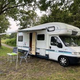 Leuke Compacte 4p Familie Camper 