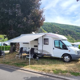 2p Bürstner semi-integrato del 2009